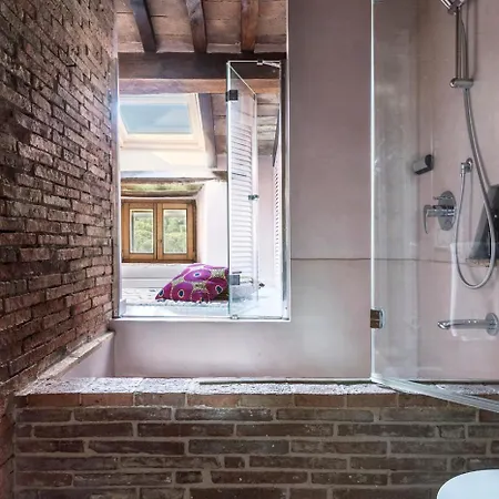 La Fattoria Di Bed & Breakfast Tatti