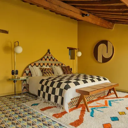 La Fattoria Di Bed & Breakfast Tatti