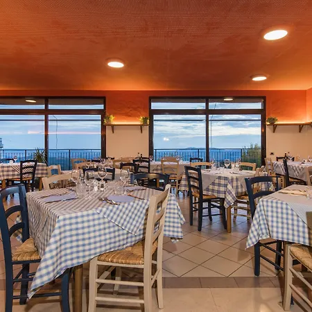 La Fattoria Di 3* Tatti
