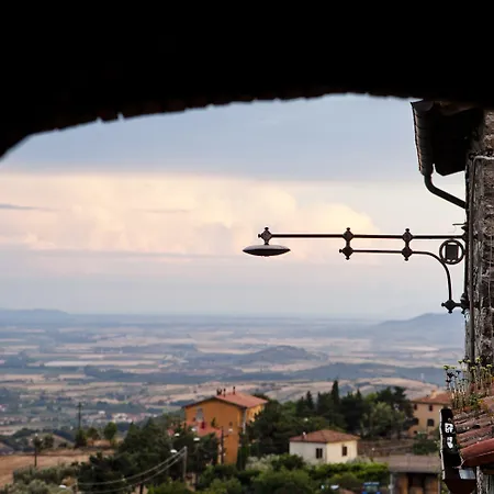 La Fattoria Di Bed & Breakfast Tatti
