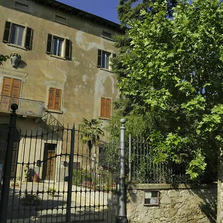 Bed & Breakfast La Fattoria Di Tatti